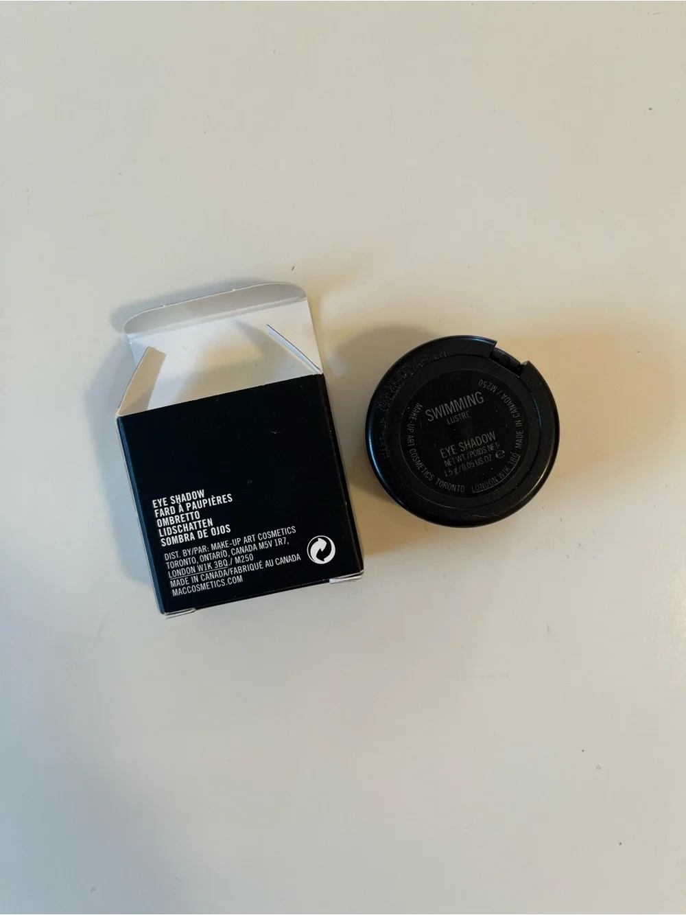 NIB MAC Cosmetics Swimming Lustre Eyeshadow Discontinued